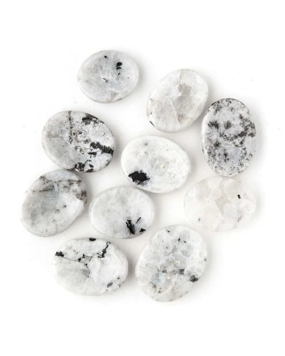 Huolikivi Kuukivi ( Moonstone)